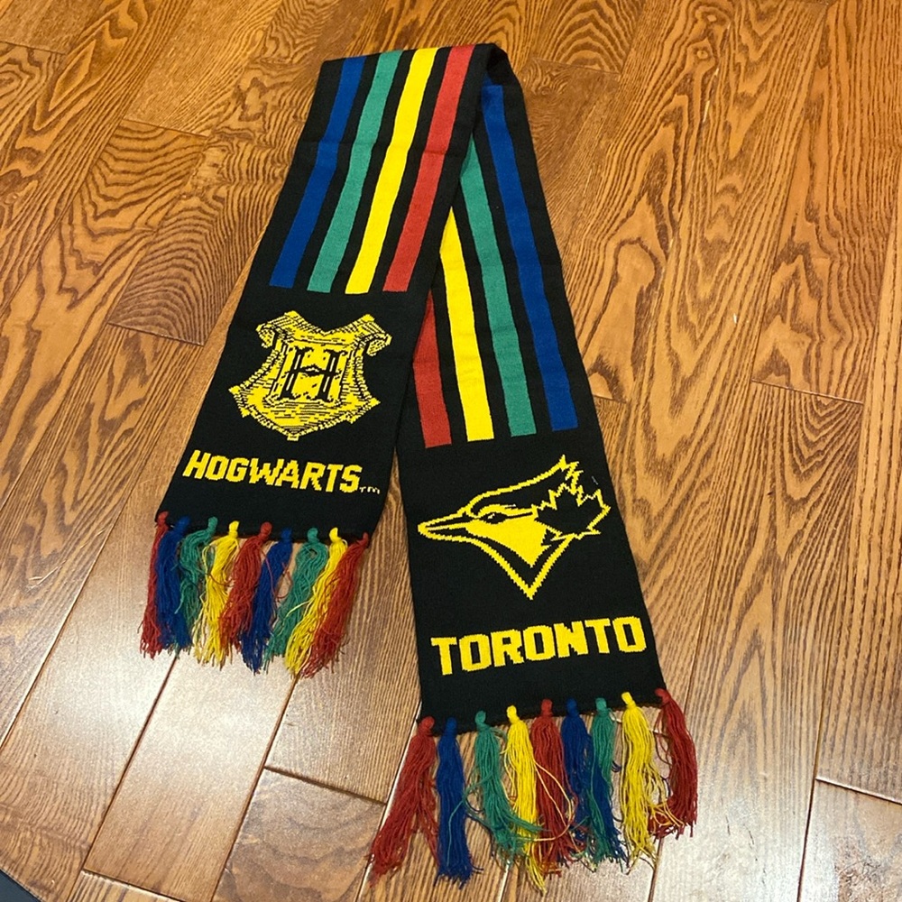 Harry Potter Blue Jays Hogwarts scarf